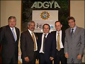 De izq. a der. Adm. Jorge Hernández, Sr. Hugo Gamboa, Sr. Marcelo Fernández, Dr. Mario Elkouss y Sr. César Tortorella.